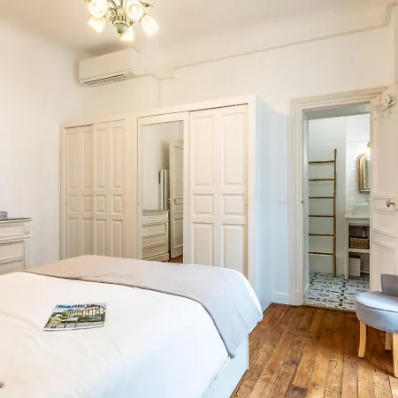 Biarritz, 3 Pièces, 5 Personnes - Fr-1-239-513 *